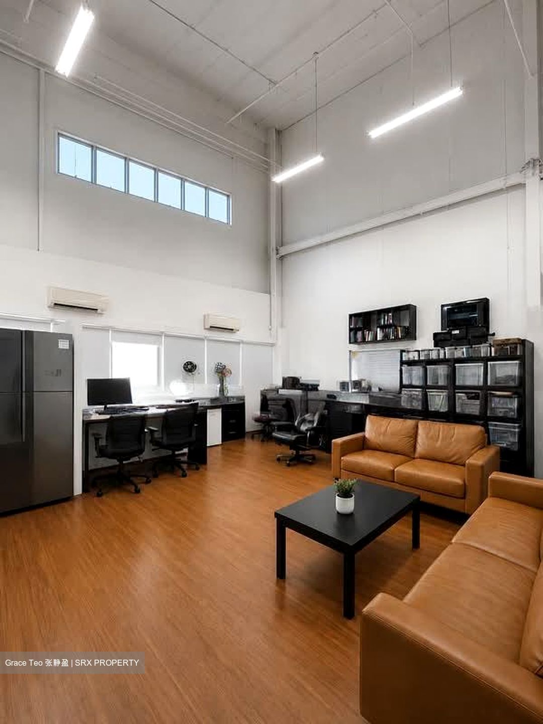 Pioneer Point (D22), Factory #556605811